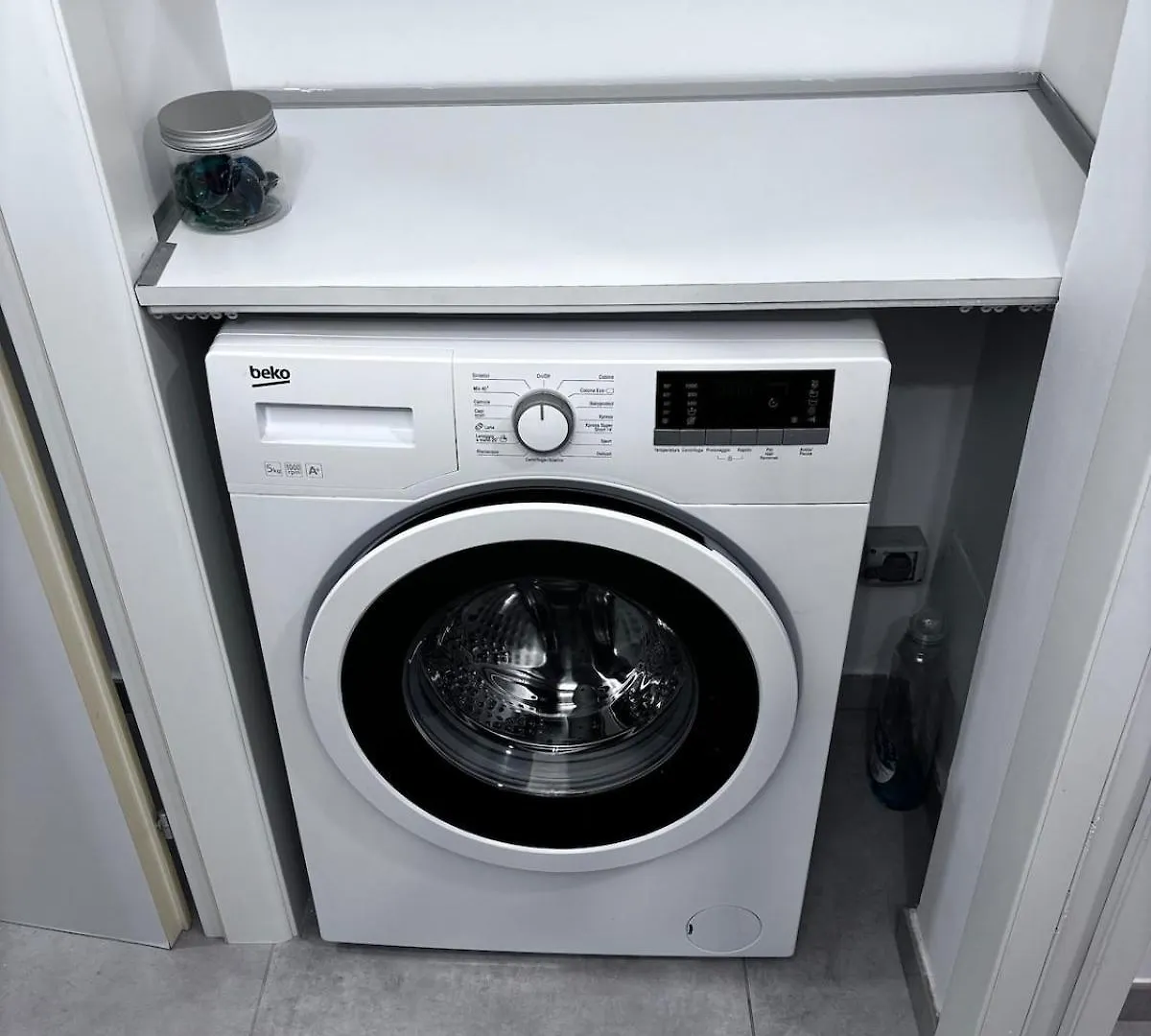 Zuara Flexyrent Apartment Milan 0*,  Italy