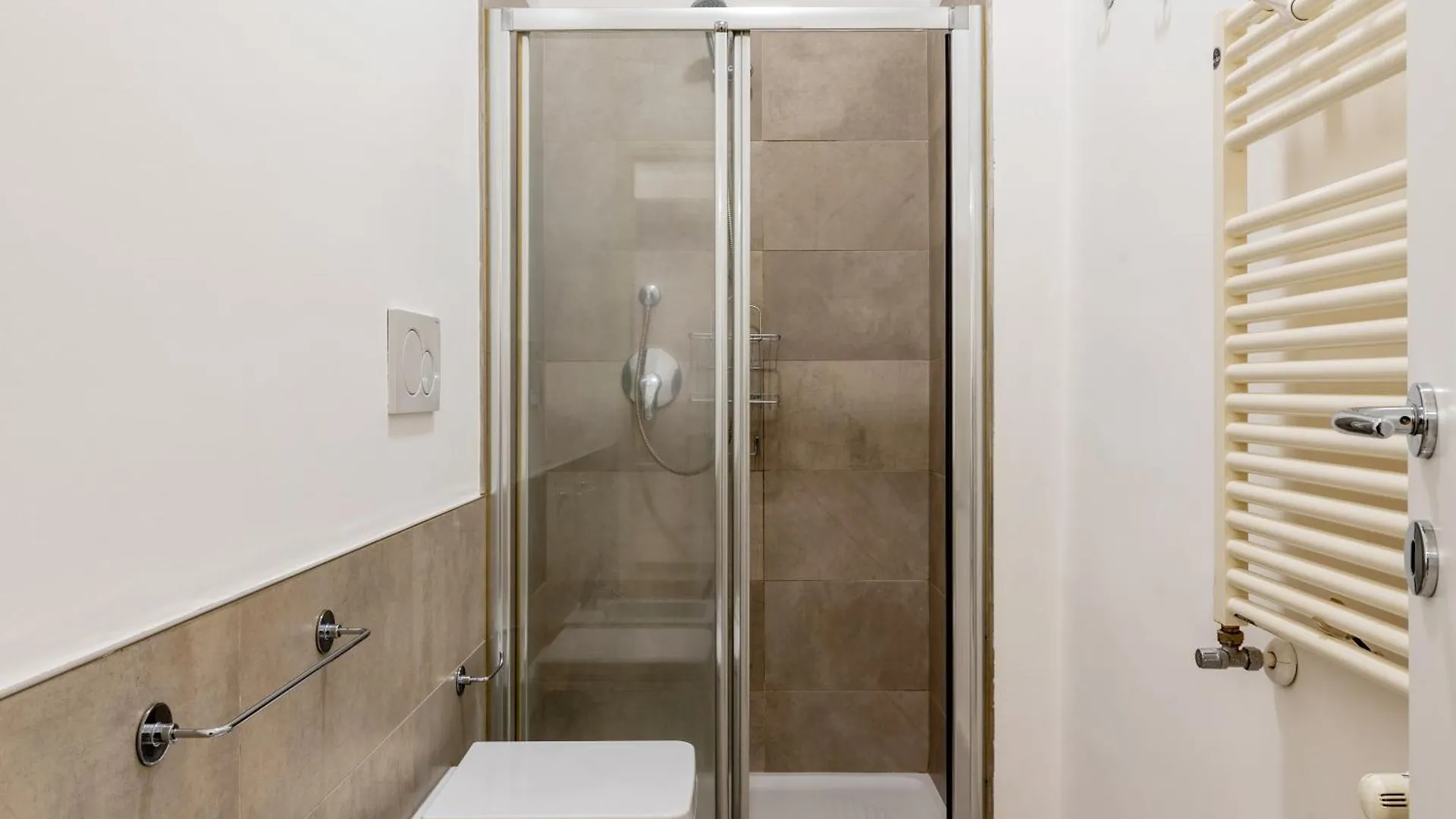 Zuara Flexyrent Apartment Milan