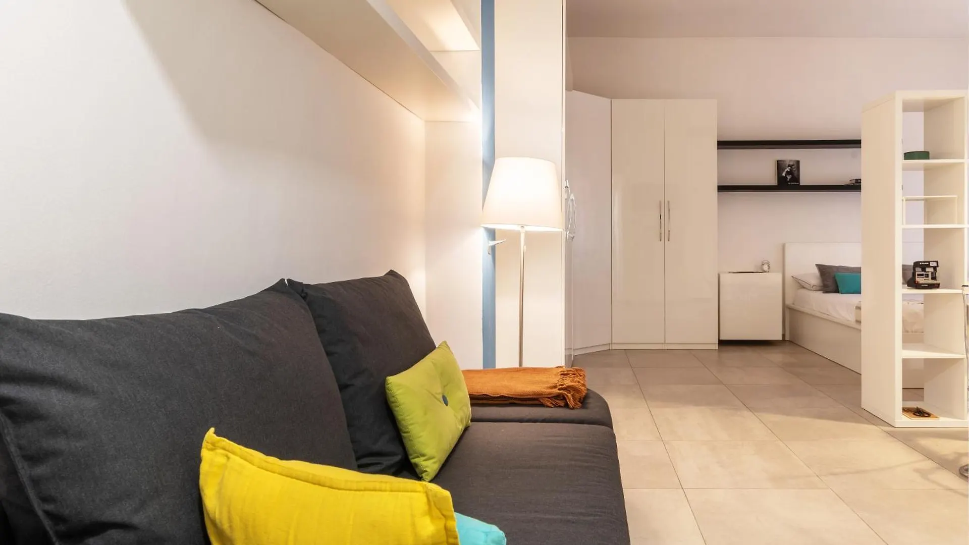 Zuara Flexyrent Apartment Milano 0*,